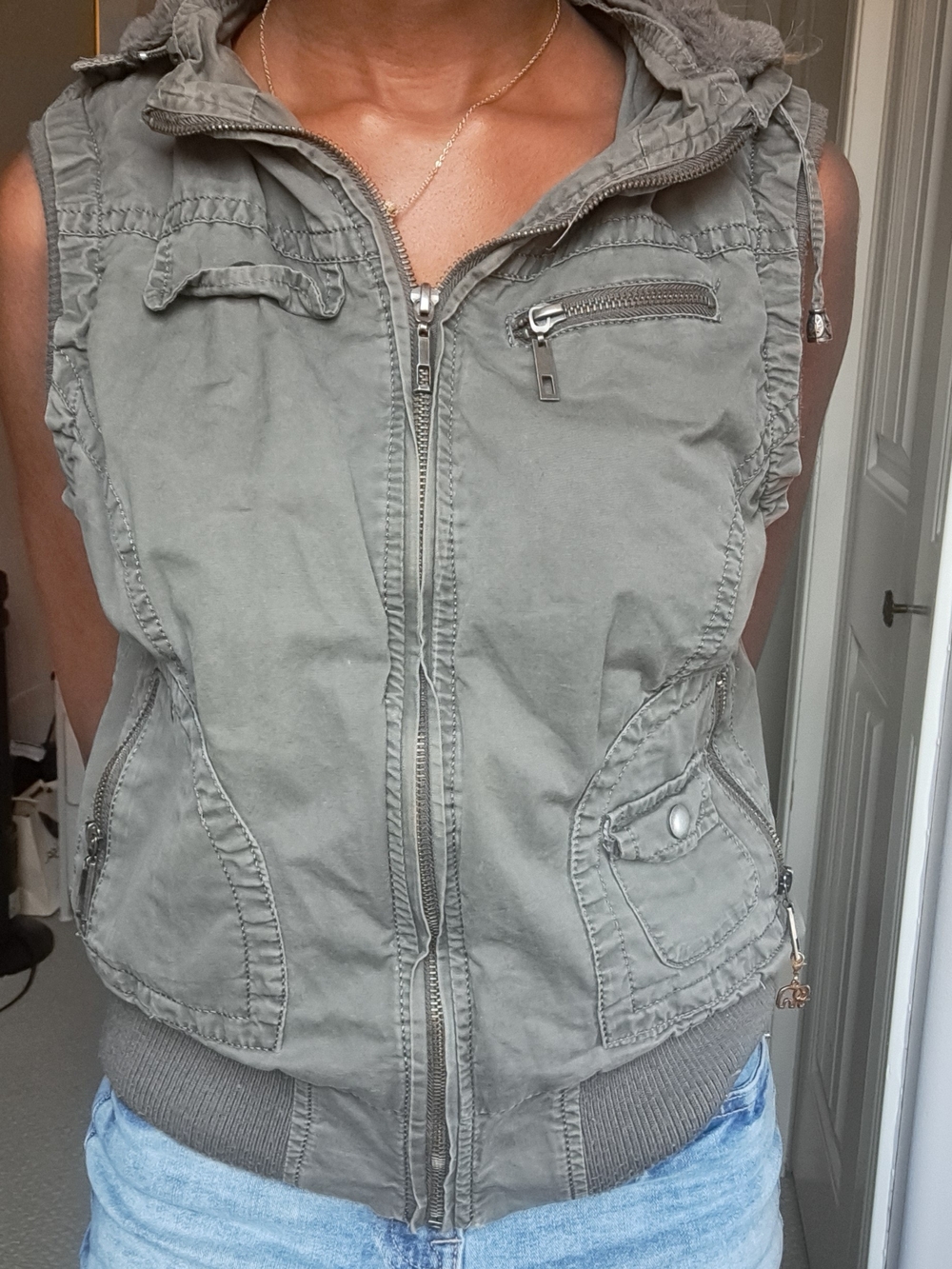 Sleeveless Utility Zip Vest in Olive Green